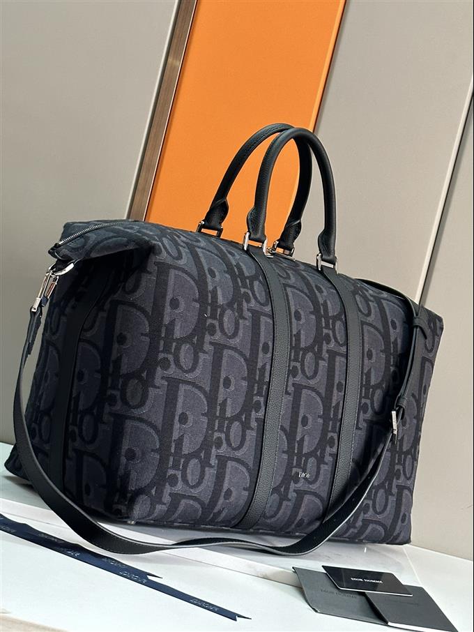 2025228Y 700P203146892